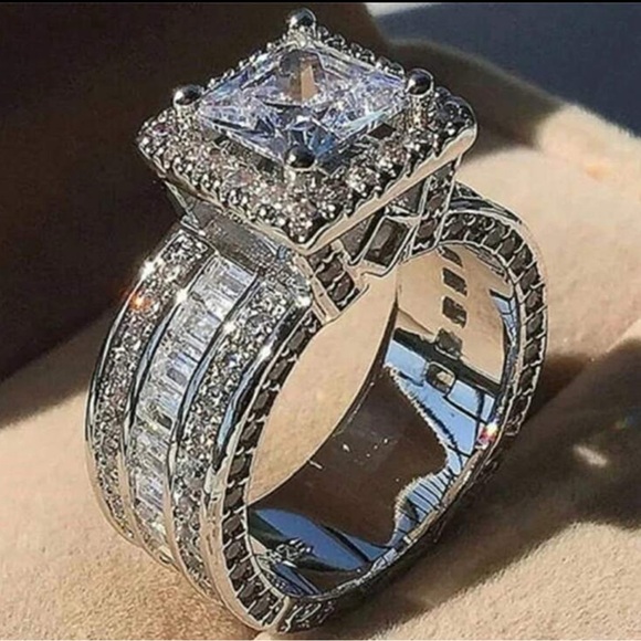 BRIDAL RING ENGAGMENT RING - Picture 6 of 13